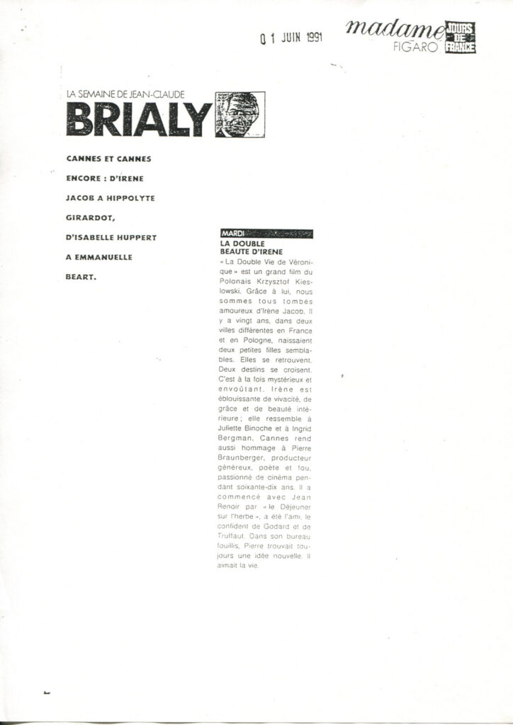 Czarno-biały wycinek prasowy z tekstem w języku francuskim.