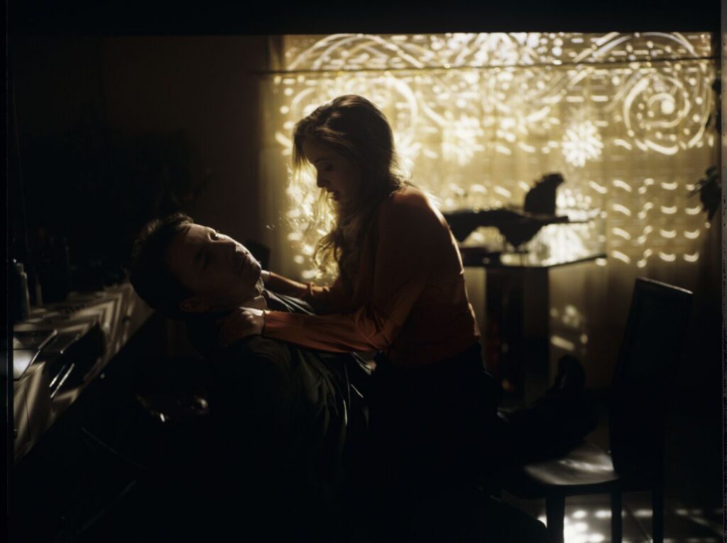 Karol (Zbigniew Zamachowski) and Dominique (Julie Delpy) in another unsuccessful attempt to consummate their relationship.