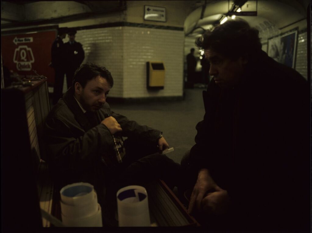 Karol (Zbigniew Zamachowski) and Mikołaj (Janusz Gajos) drink Bruderszaft on the Paris metro.