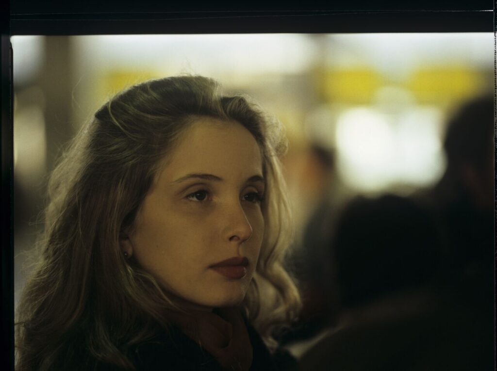 Dominique (Julie Delpy) - wife of Karol - the main character of the film.