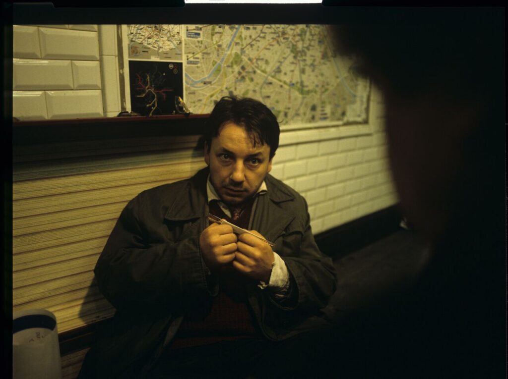 A garbage dump where airport luggage thieves bring the suitcase containing Karol.