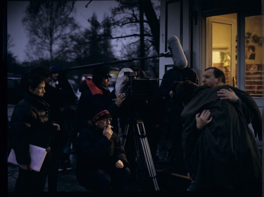 Shooting the scene during which Karol, beaten by airport luggage thieves, barely reaches his brother Jurek's house.