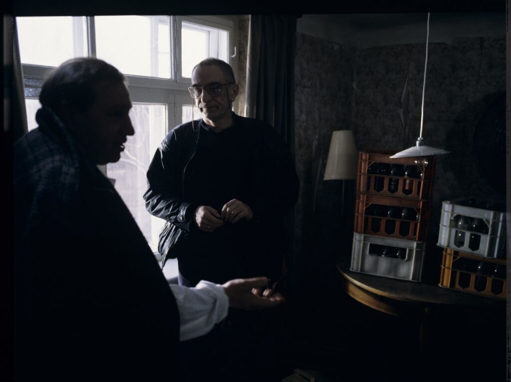 Krzysztof Kieślowski (director) and Jerzy Stuhr (playing the role of Jurek - Karol's brother) on the set.