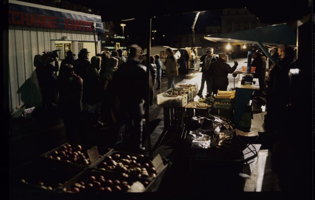 Filming set in front of the currency exchange office.