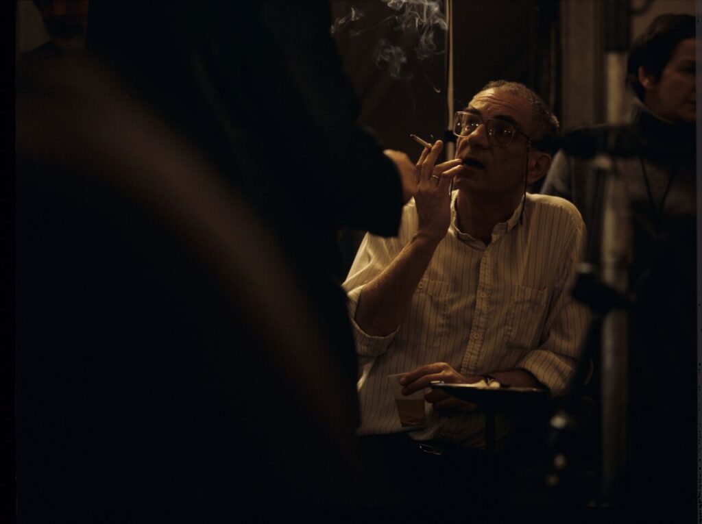 The crew on the set. Director Krzysztof Kieślowski is in the center shot.