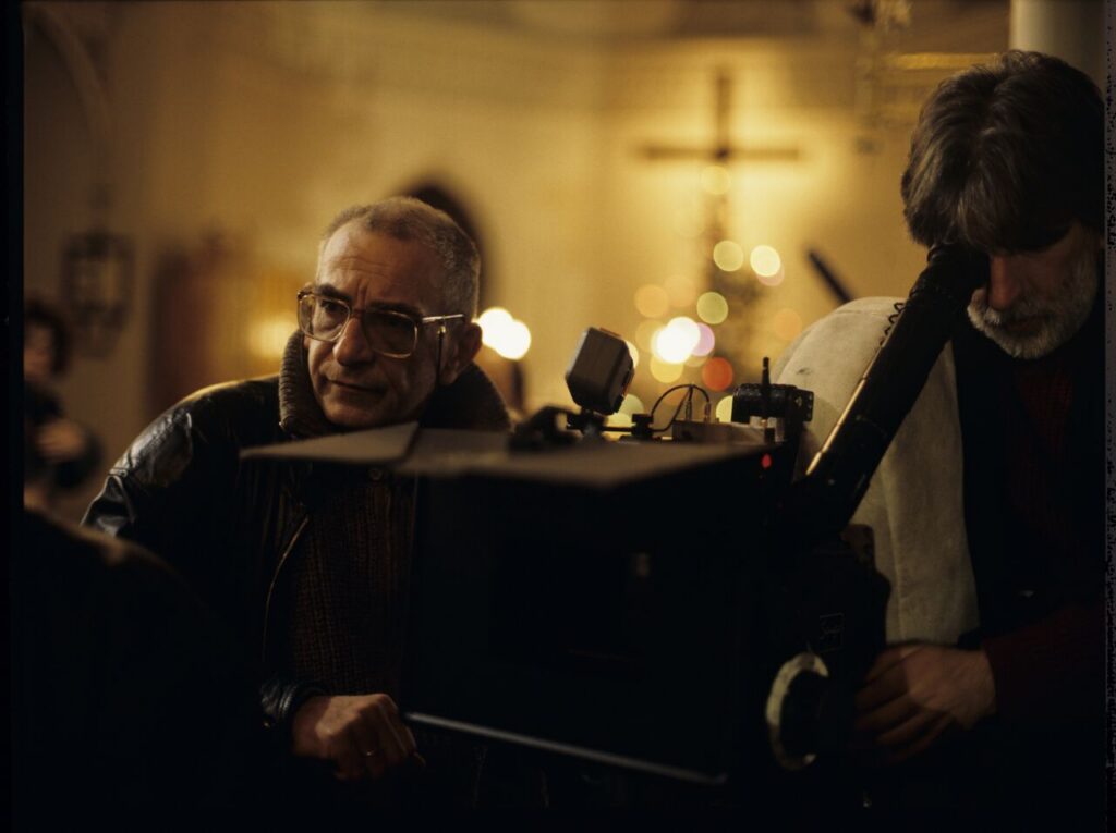 Krzysztof Kieślowski (director) and Edward Kłosiński (cinematographer) working on the set.