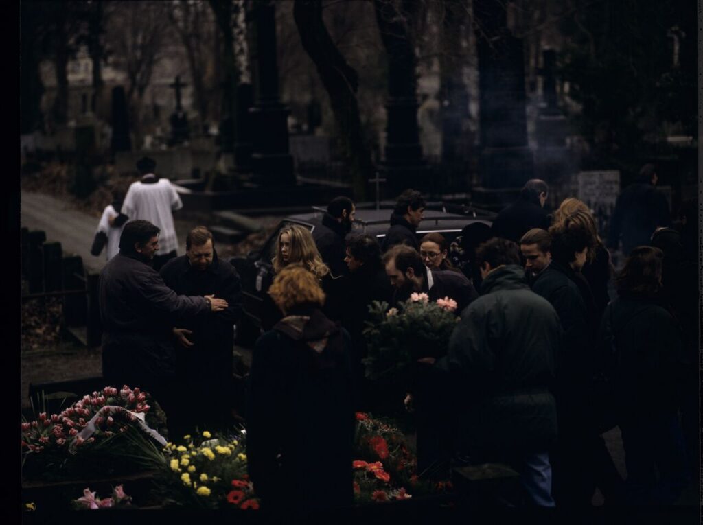 Karol's funeral (Zbigniew Zamachowski).