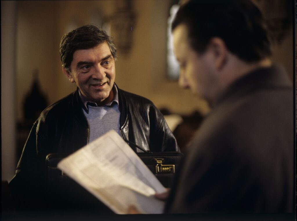 Mr. Bronek (Jerzy Trela), a driver and trusted man for special tasks.