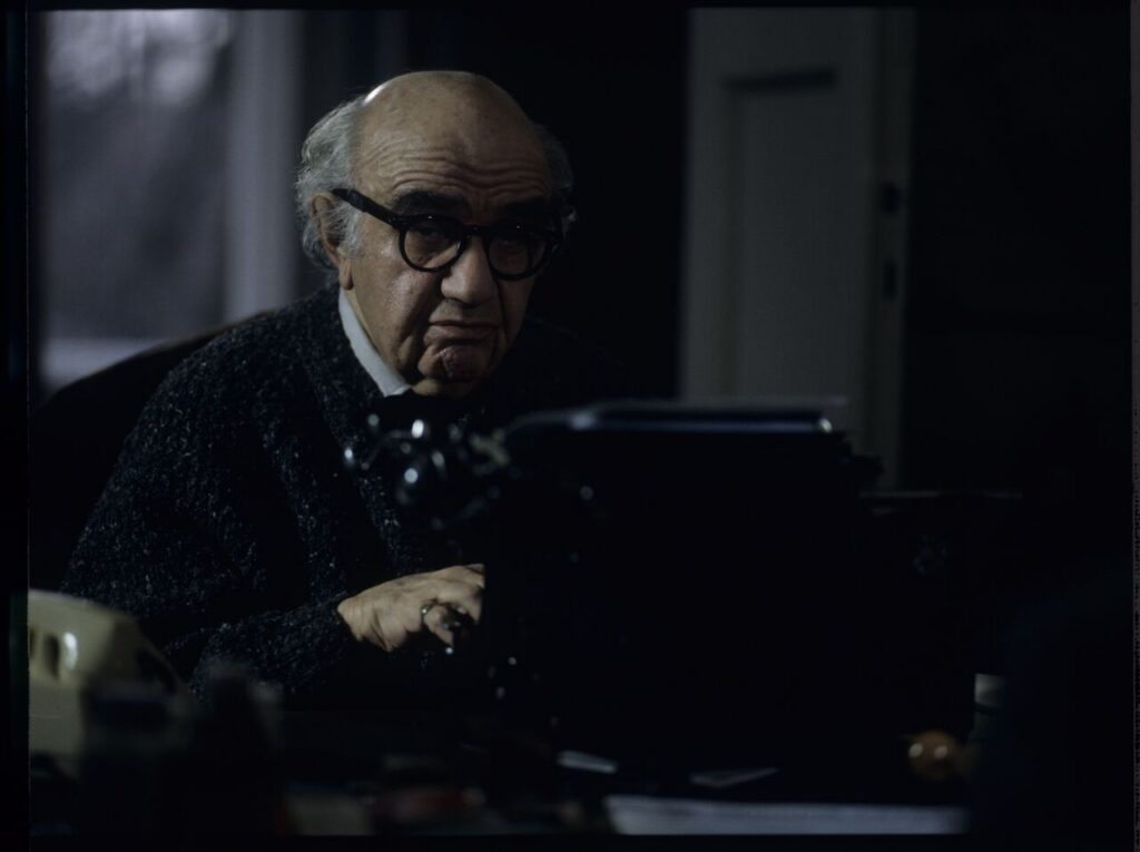 Notary (Aleksandre Bardini).