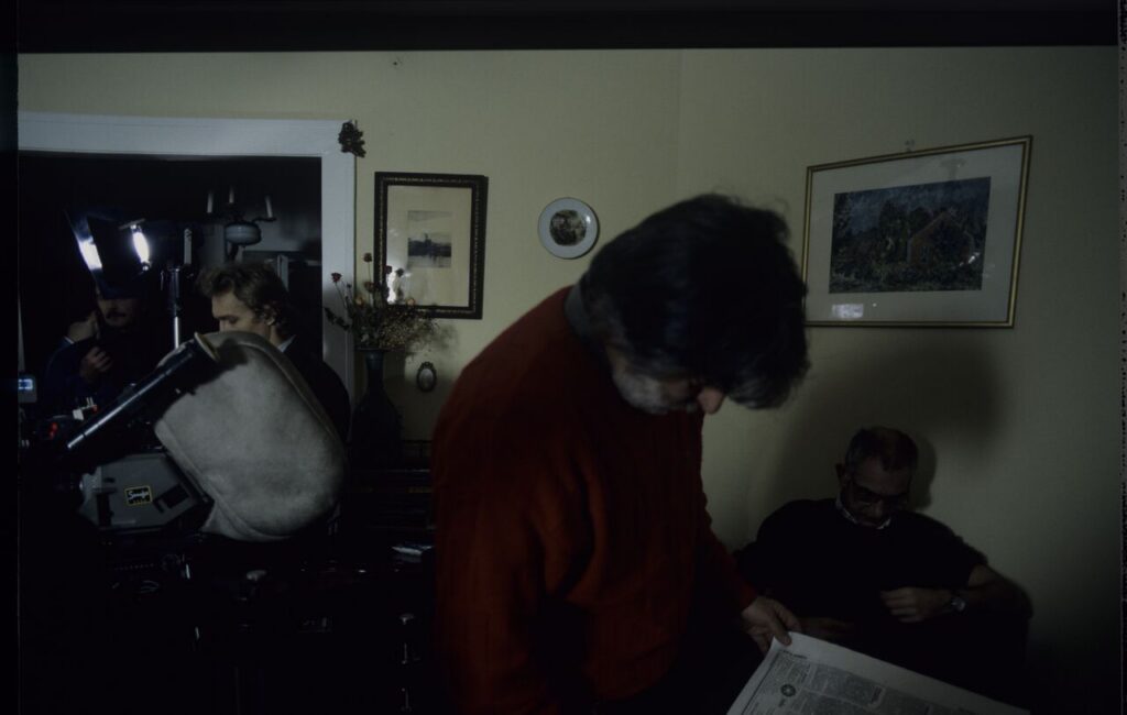 Edward Kłosiński (cinematographer) and Krzysztof Kieślowski (director) on the set.