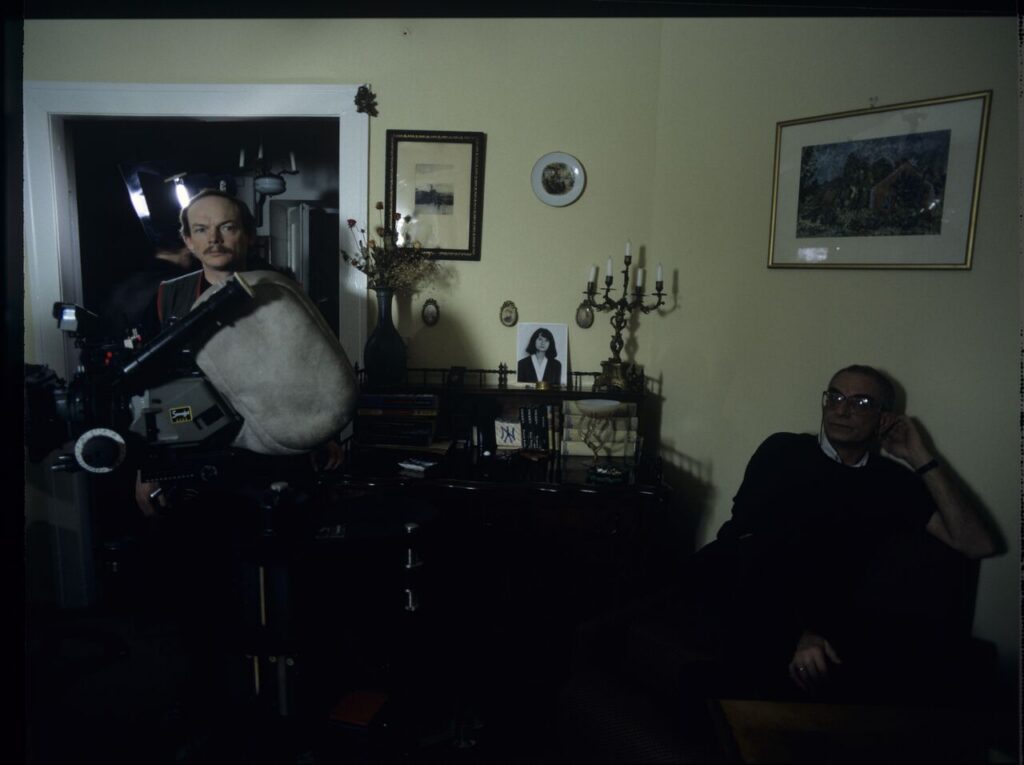 Krzysztof Kieślowski (director) and Henryk Jedynak (co-director) on the set.