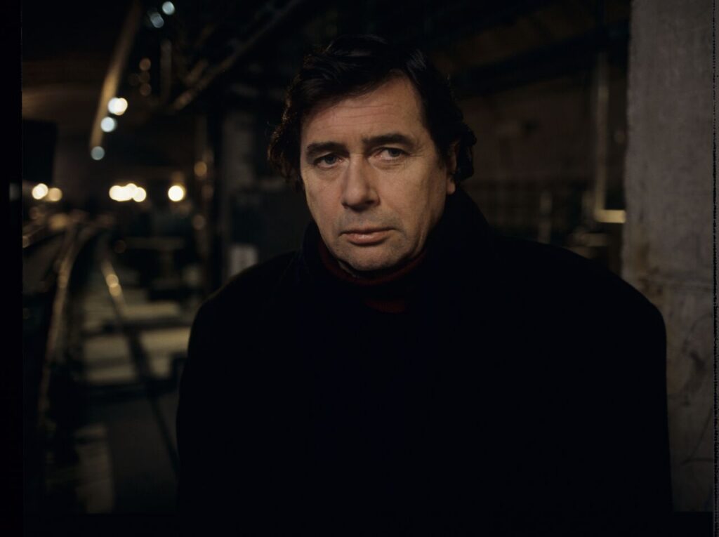 Janusz Gajos (odtwórca roli Mikołaja).