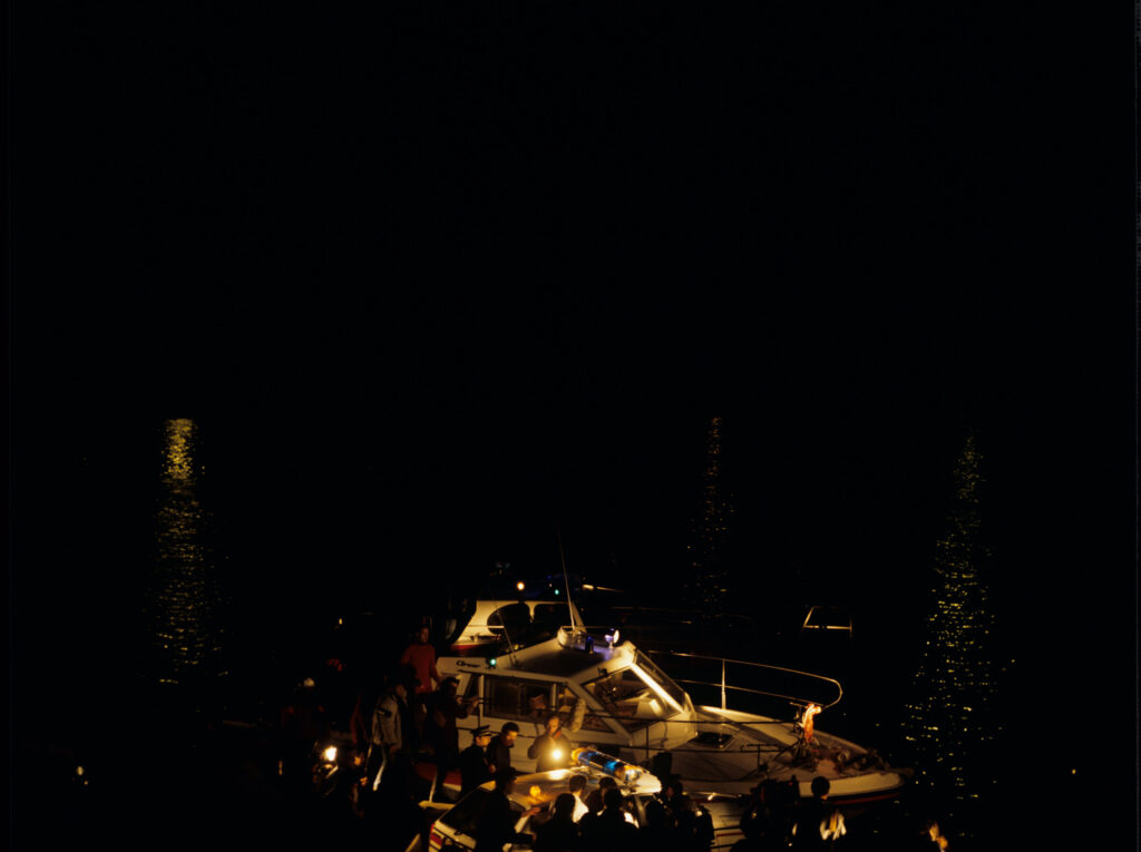 Kręcenie sceny akcji ratunkowej po katastrofie promu płynącego do Anglii.