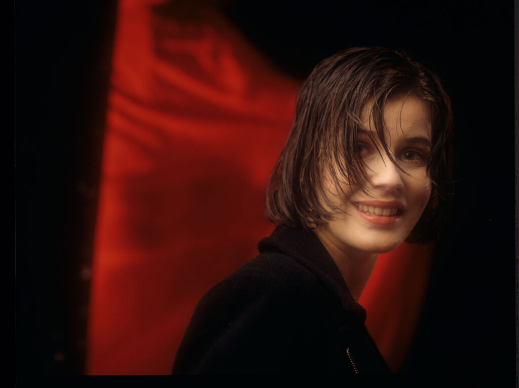 The main character of the movie Valentine (Irène Jacob).