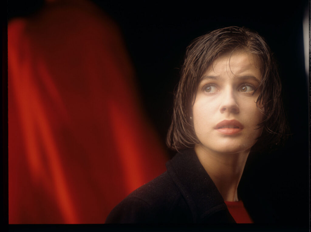 The main character of the movie Valentine (Irène Jacob).