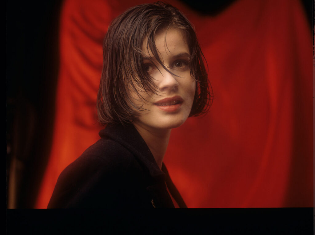 The main character of the movie Valentine (Irène Jacob).
