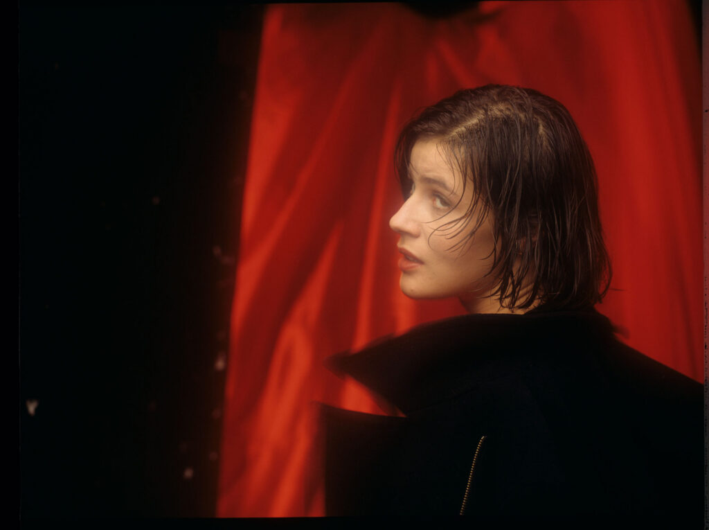 The main character of the movie Valentine (Irène Jacob).