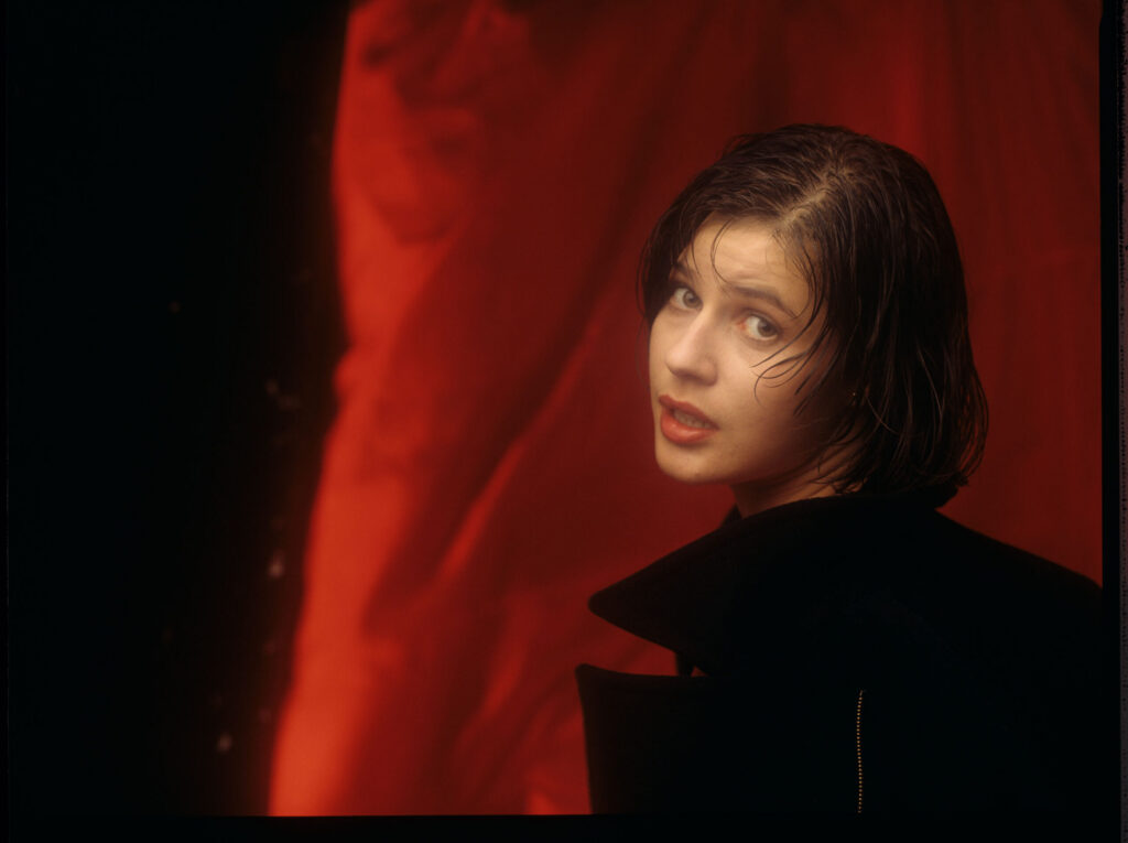 The main character of the movie Valentine (Irène Jacob).