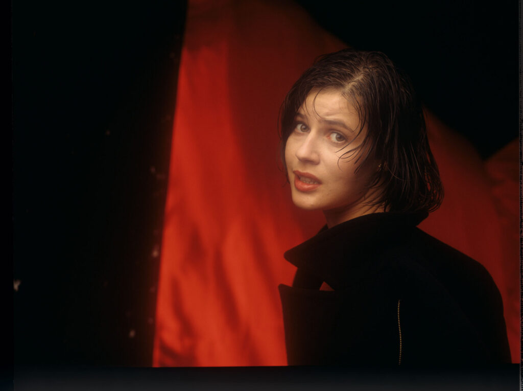 The main character of the movie Valentine (Irène Jacob).