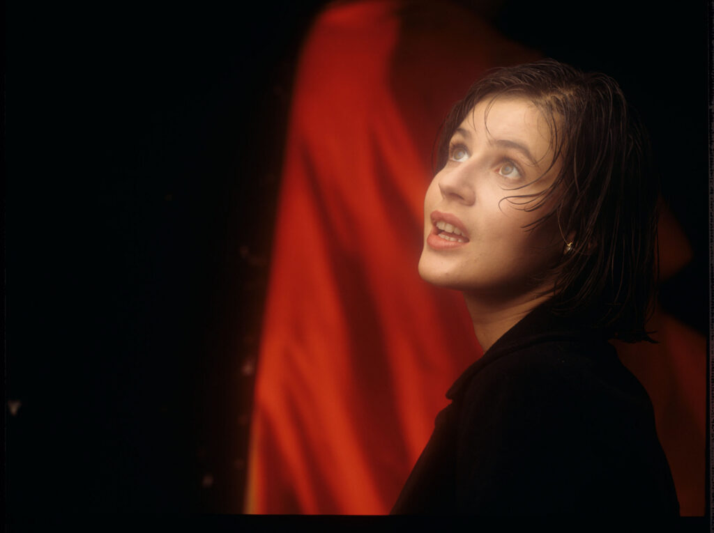 The main character of the movie Valentine (Irène Jacob).