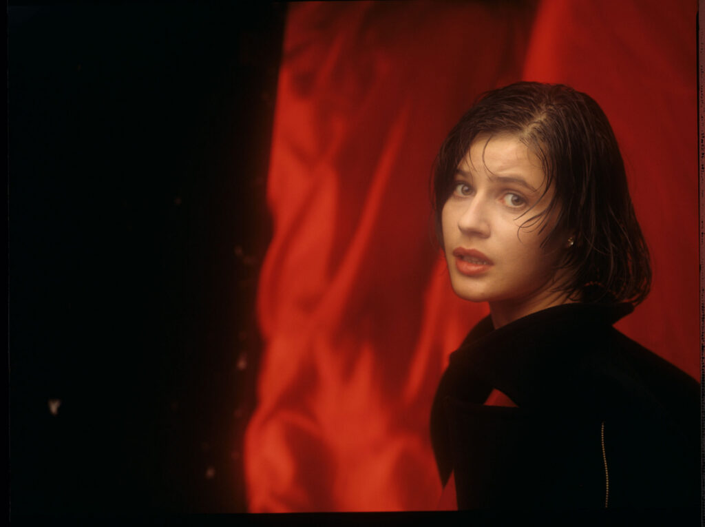 The main character of the movie Valentine (Irène Jacob).