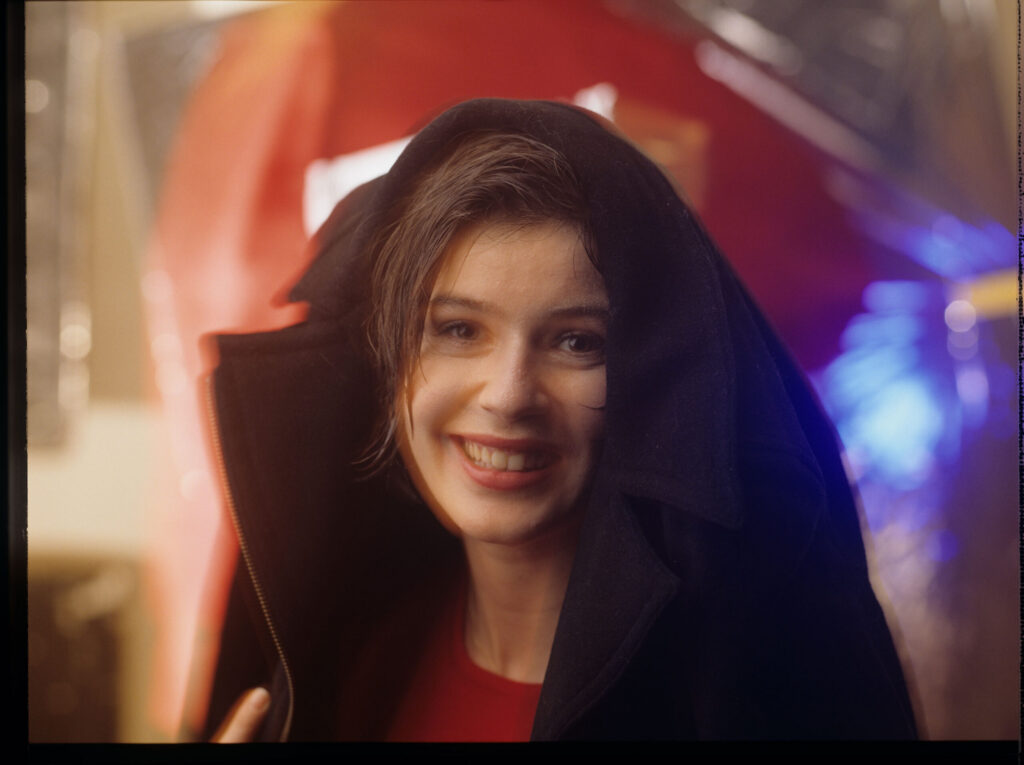 The main character of the movie Valentine (Irène Jacob).