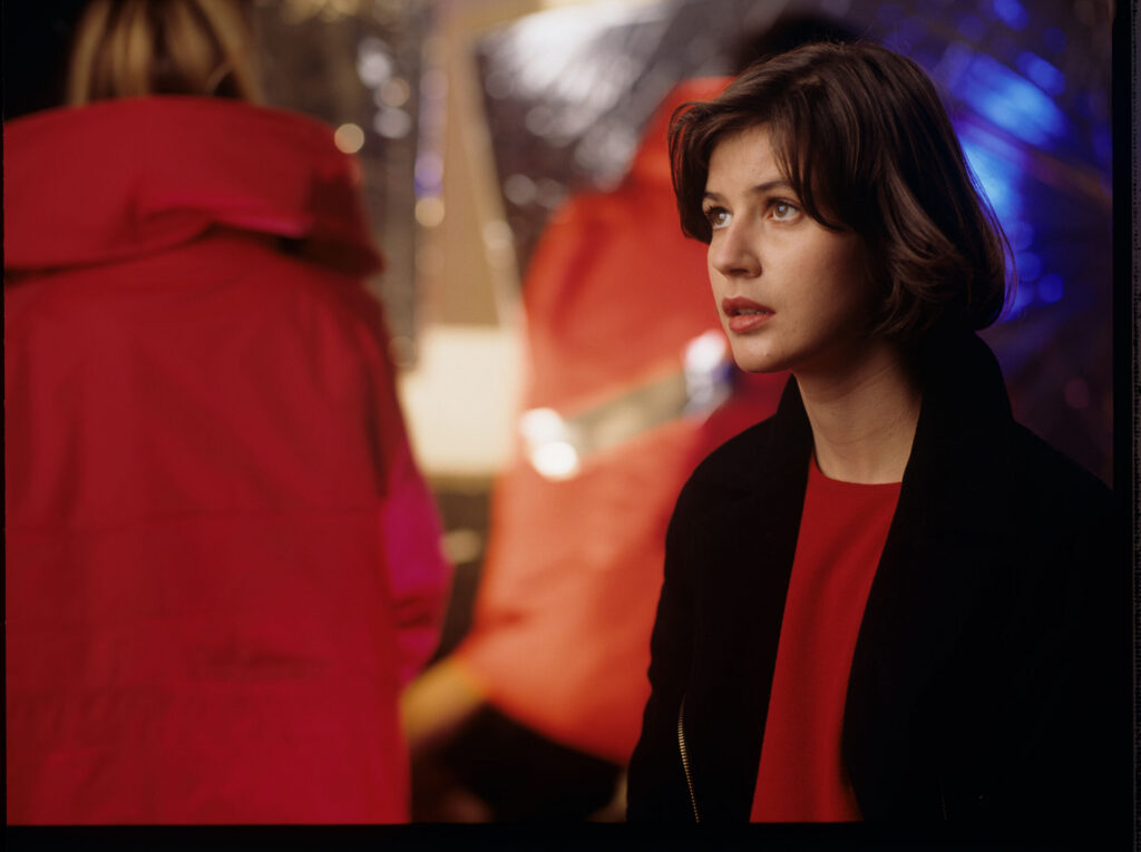 The main character of the movie Valentine (Irène Jacob).