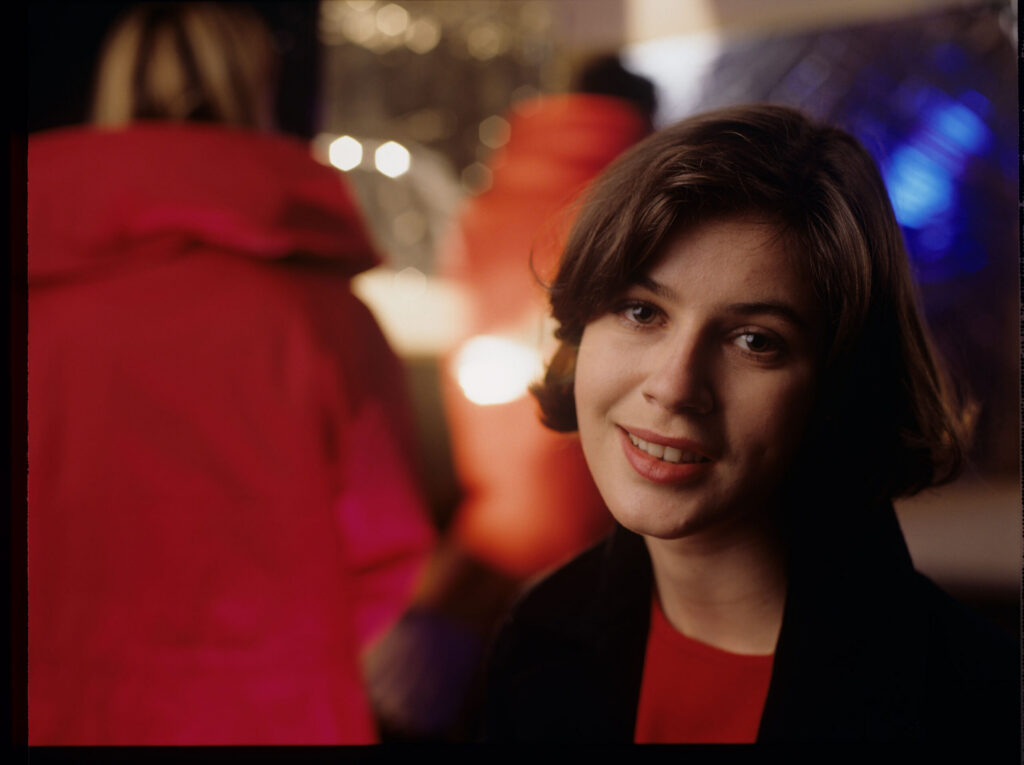 The main character of the movie Valentine (Irène Jacob).