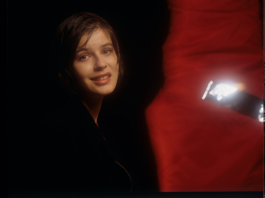 Główna bohaterka filmu Valentine (Irène Jacob).