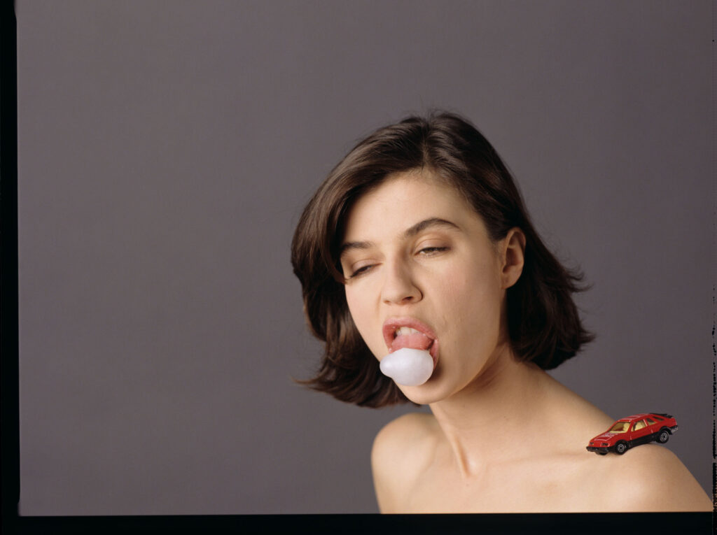 The main character of the movie Valentine (Irène Jacob).