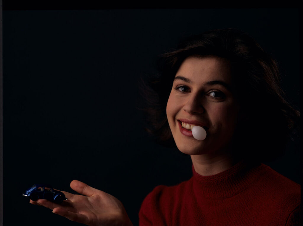 The main character of the movie Valentine (Irène Jacob).