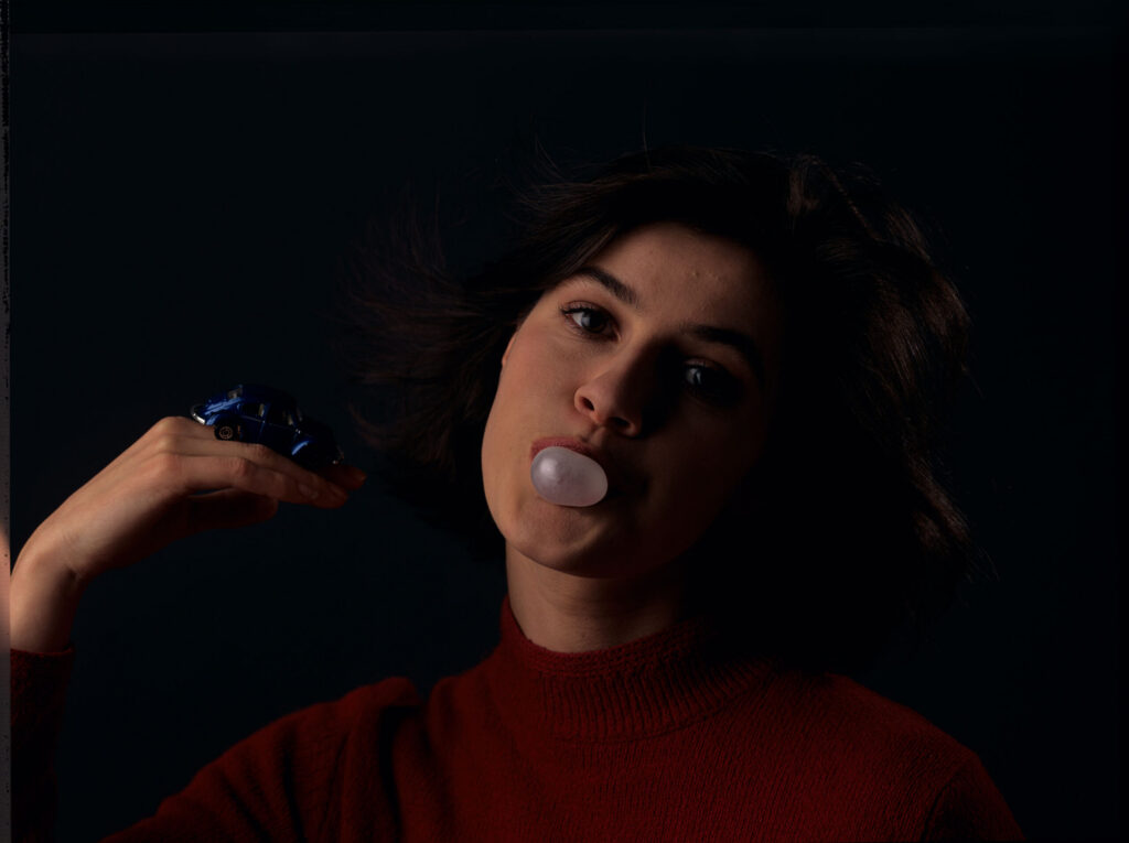 The main character of the movie Valentine (Irène Jacob).
