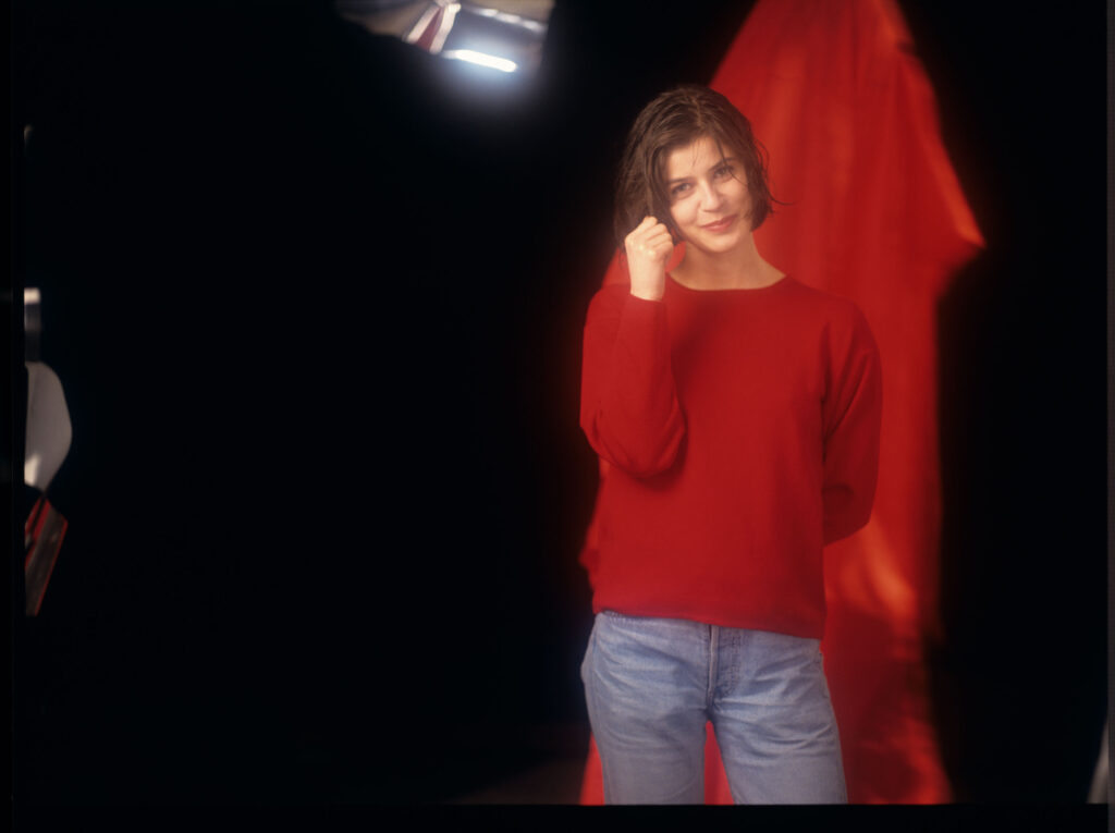 Główna bohaterka filmu Valentine (Irène Jacob).