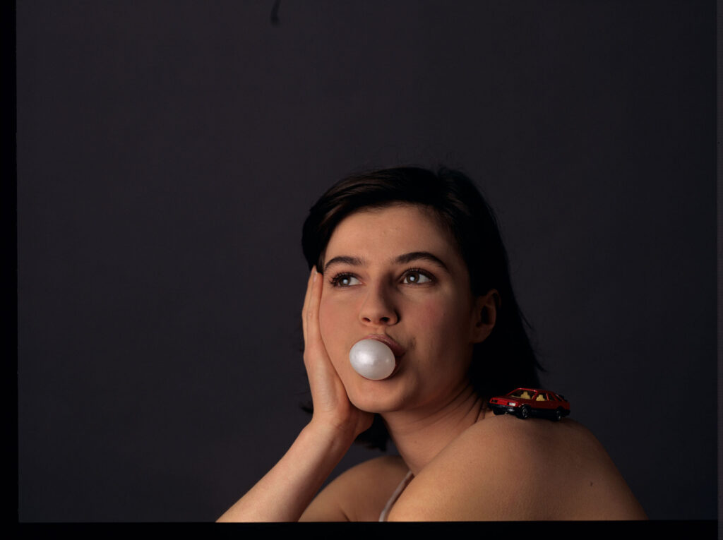 The main character of the movie Valentine (Irène Jacob).