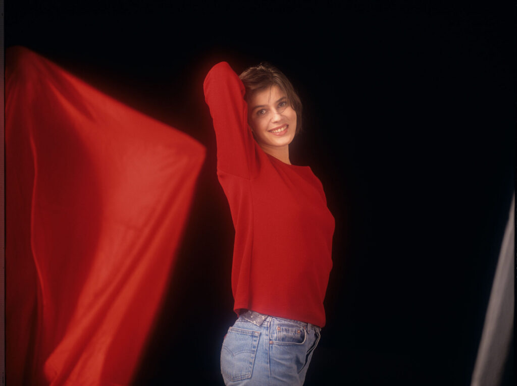 The main character of the movie Valentine (Irène Jacob).
