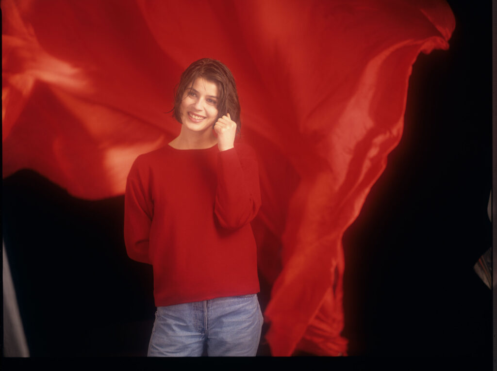 Główna bohaterka filmu Valentine (Irène Jacob).