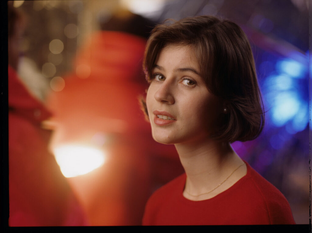 The main character of the movie Valentine (Irène Jacob).