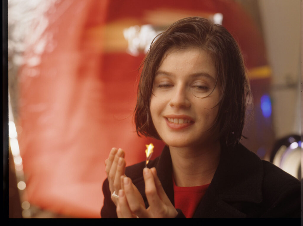 The main character of the movie Valentine (Irène Jacob).