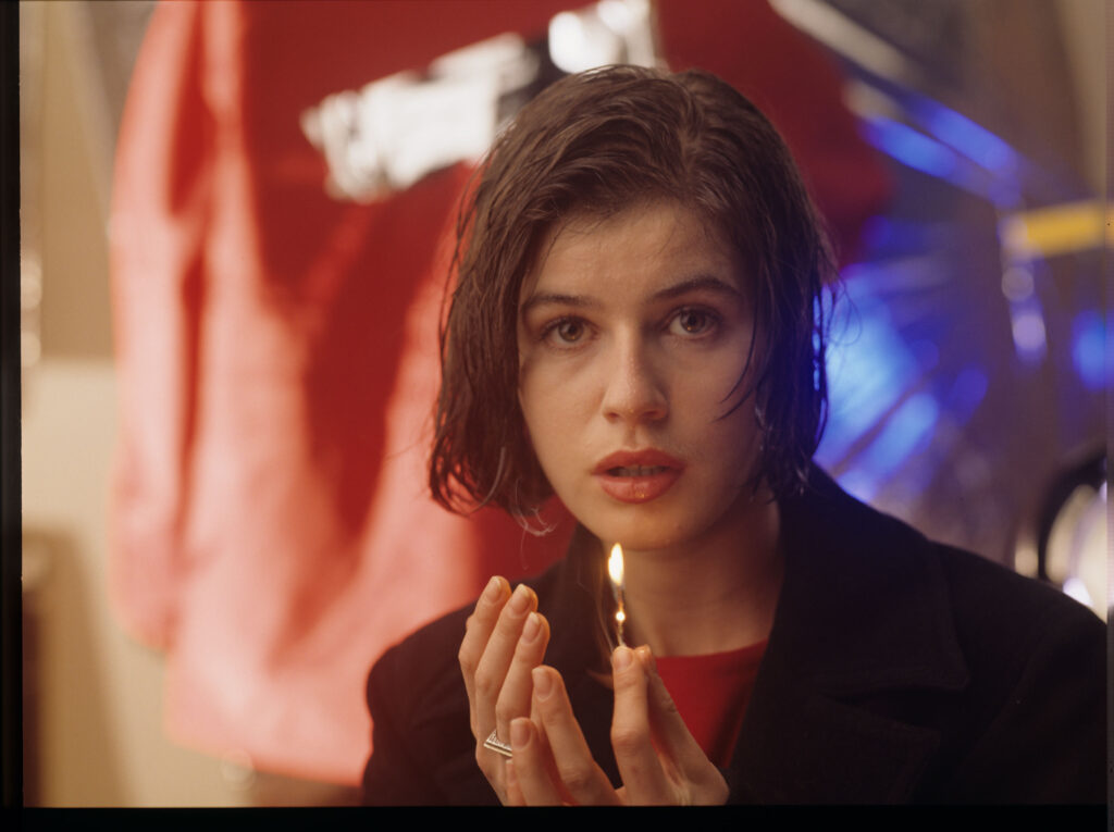 Główna bohaterka filmu Valentine (Irène Jacob).