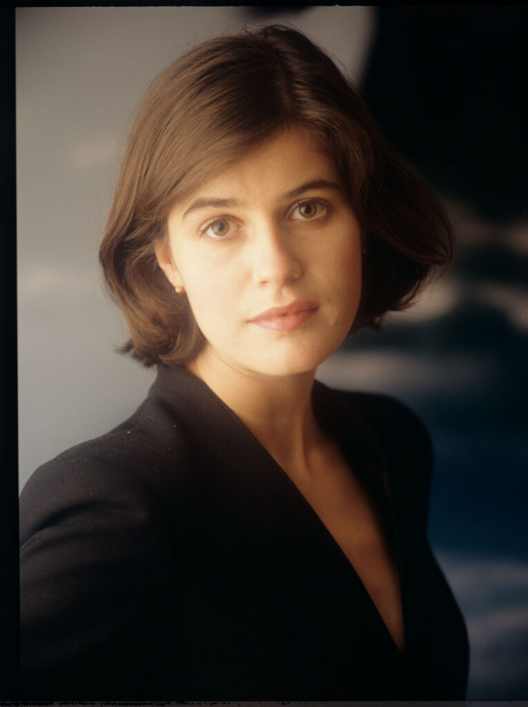 The main character of the movie Valentine (Irène Jacob).