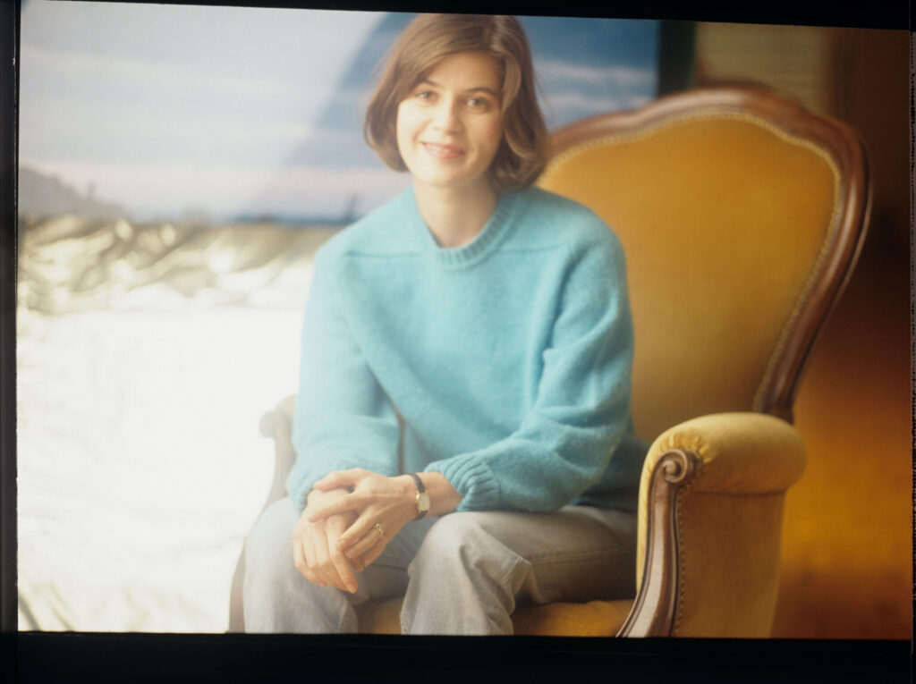 The main character of the movie Valentine (Irène Jacob).