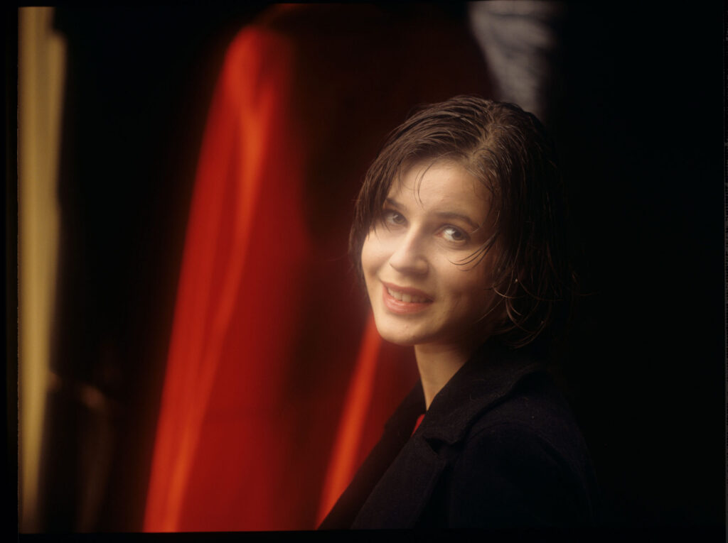The main character of the movie Valentine (Irène Jacob).