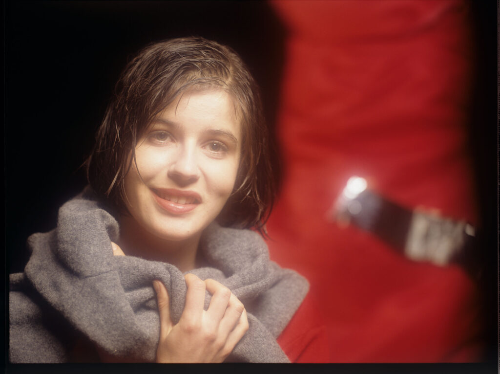 Główna bohaterka filmu Valentine (Irène Jacob).