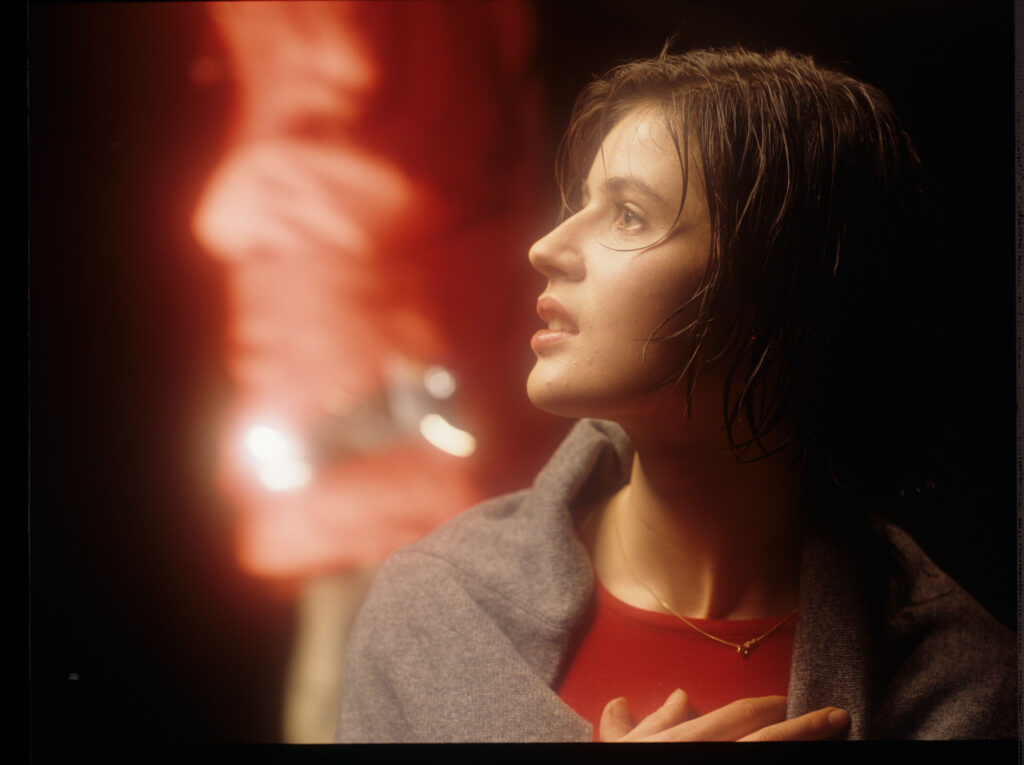 Główna bohaterka filmu Valentine (Irène Jacob).
