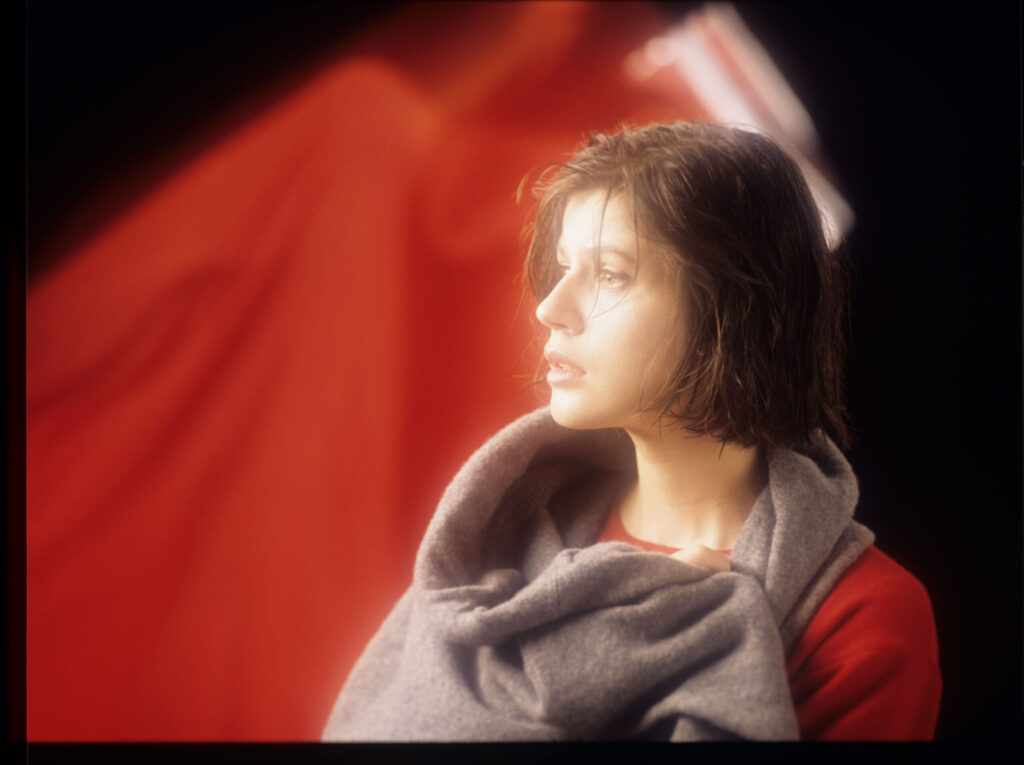 The main character of the movie Valentine (Irène Jacob).