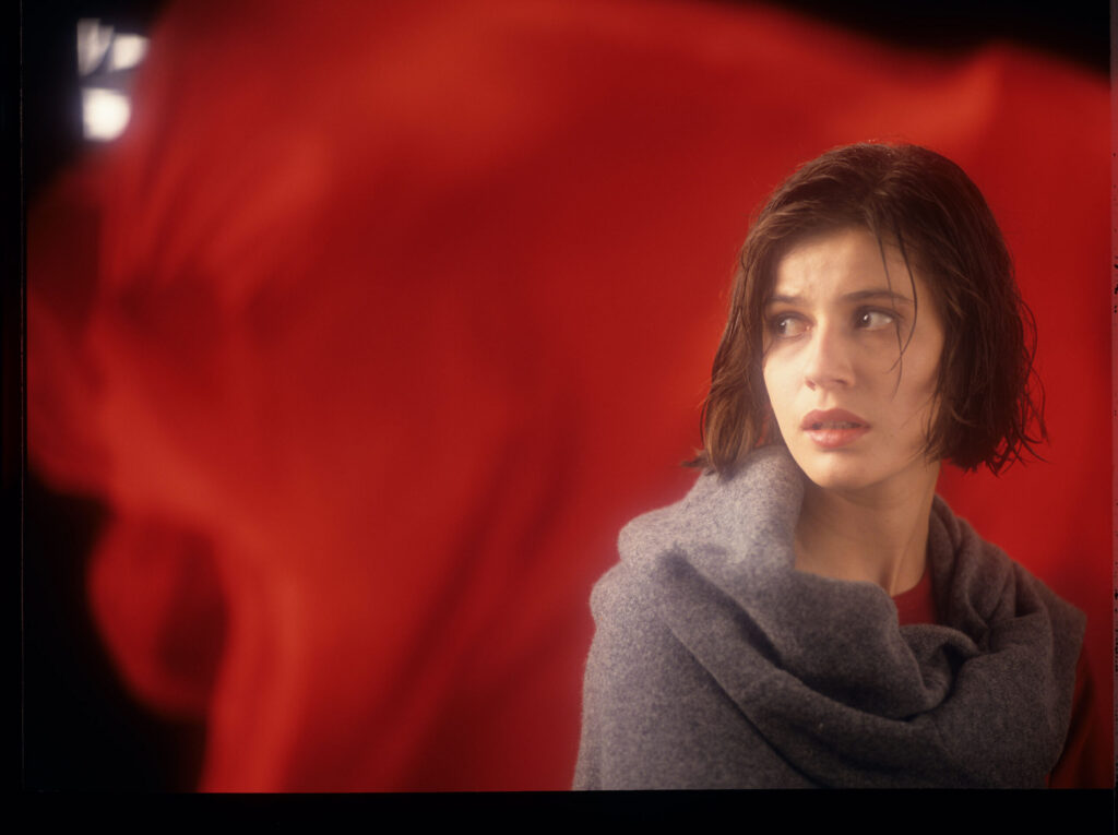 The main character of the movie Valentine (Irène Jacob).