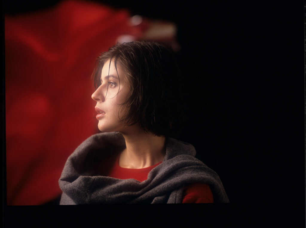 Główna bohaterka filmu Valentine (Irène Jacob).