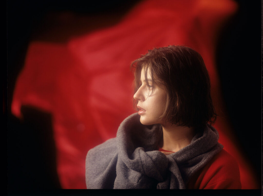 The main character of the movie Valentine (Irène Jacob).