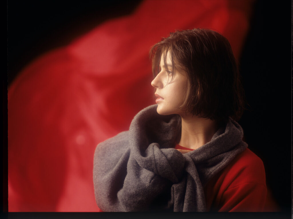 Główna bohaterka filmu Valentine (Irène Jacob).