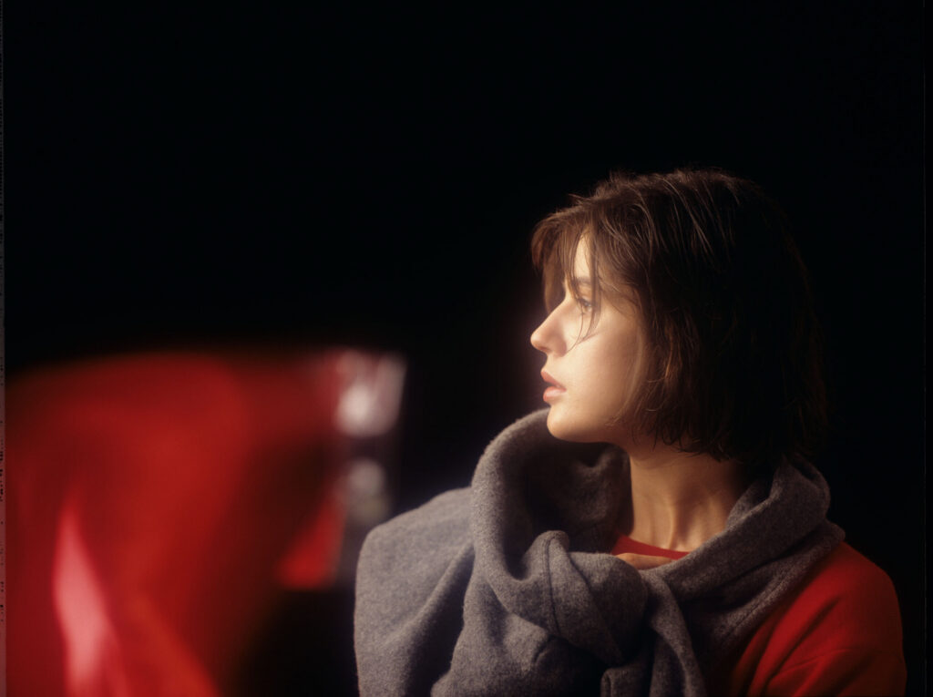 The main character of the movie Valentine (Irène Jacob).